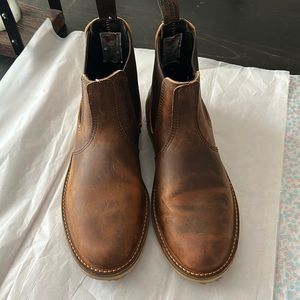 Red wing men’s work boot, brown size 10.5 brand new worn for 3 hours only